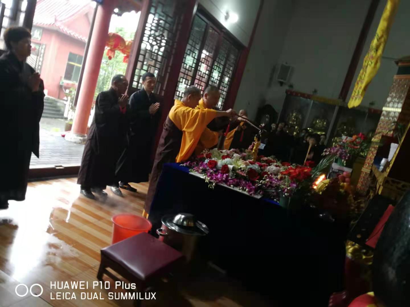 2816万彩网释迦牟尼佛圣诞法会圆满