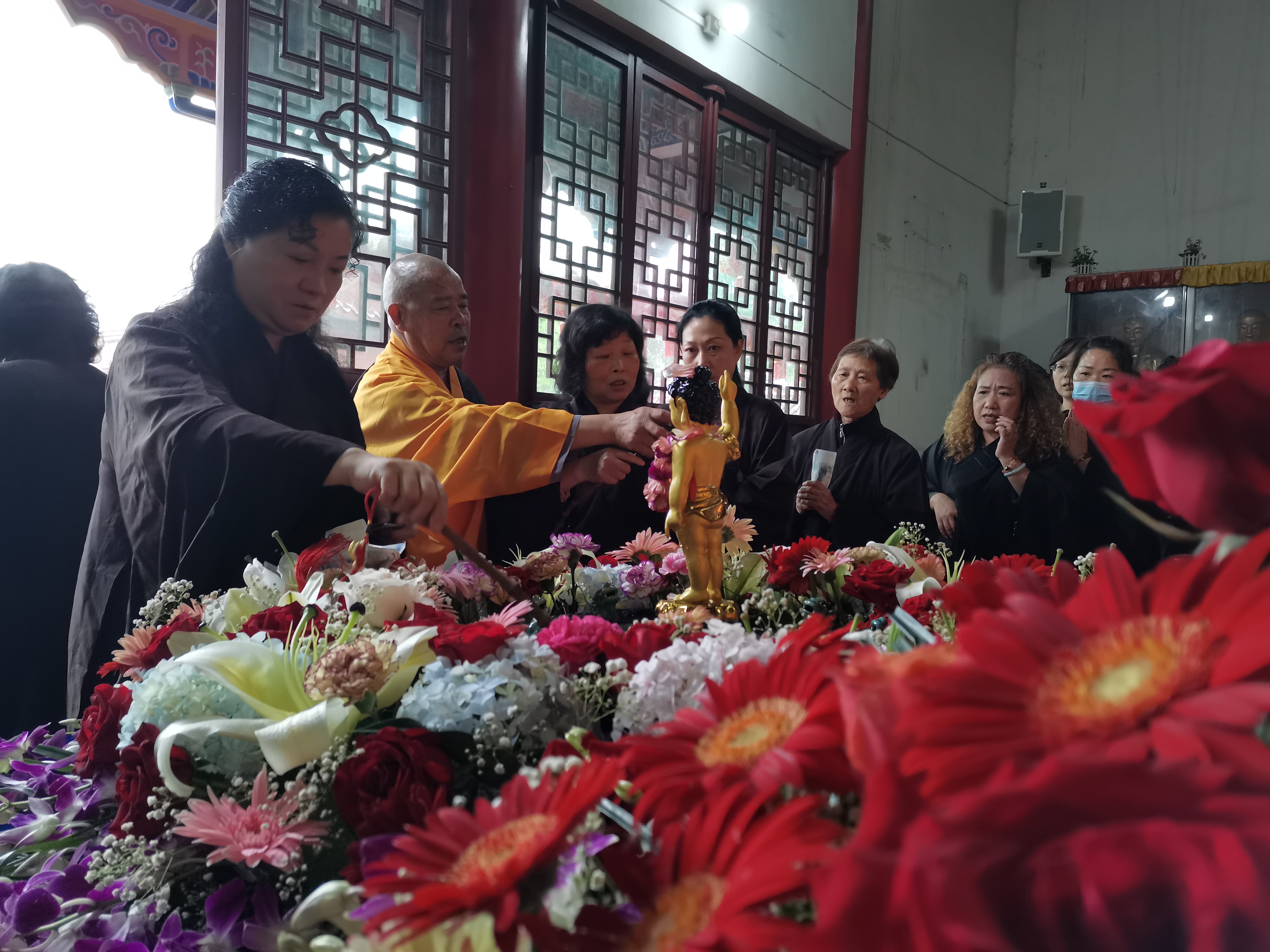 2816万彩网释迦牟尼佛圣诞法会圆满